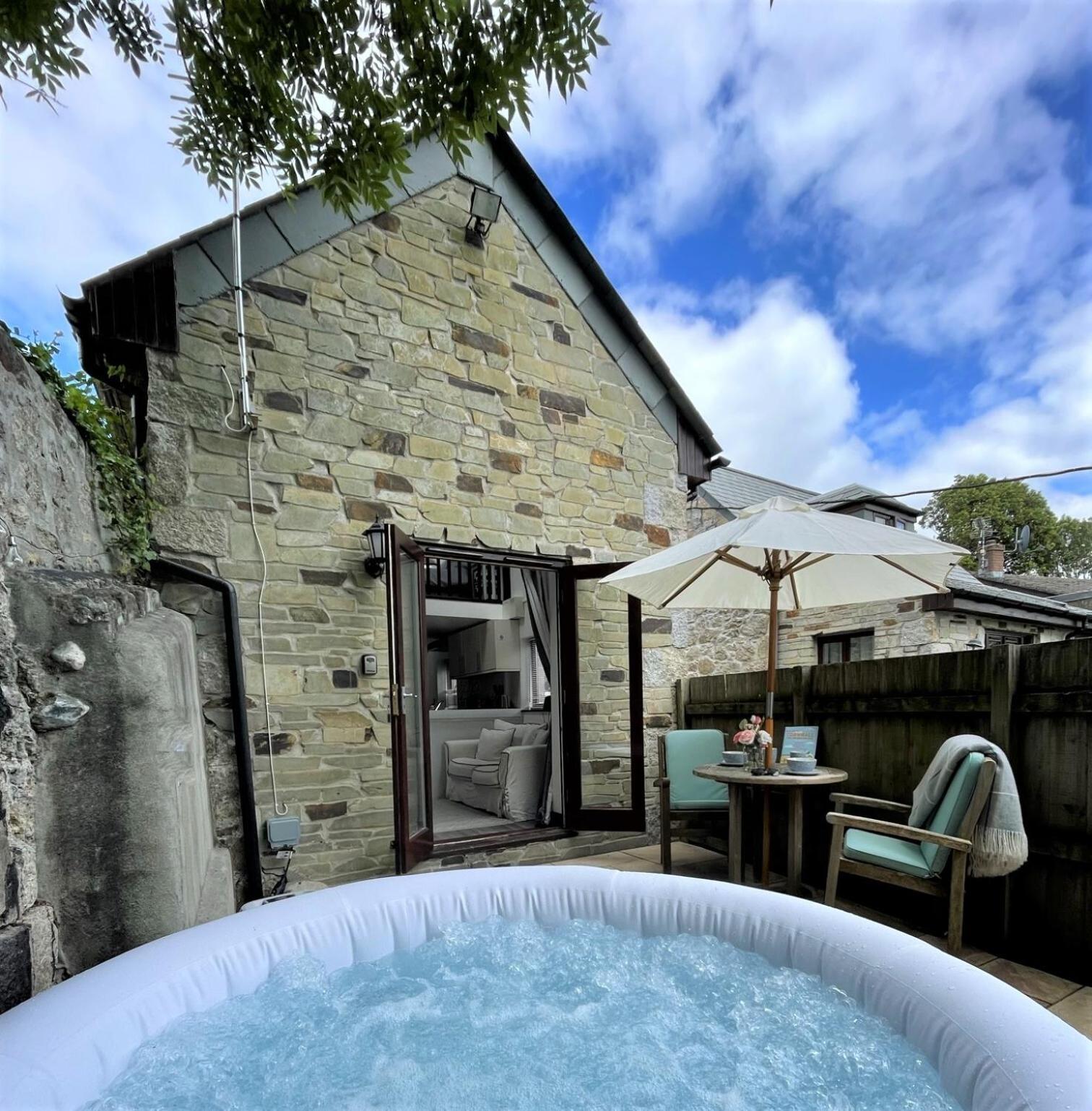 The Stables - Detached Cottage With Private Garden & Hot Tub St Austell Exteriör bild
