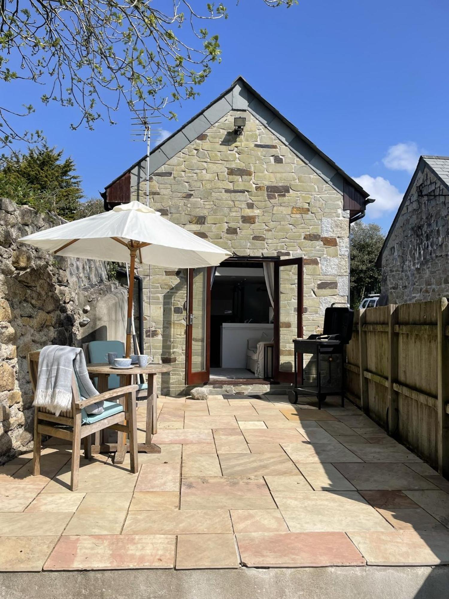 The Stables - Detached Cottage With Private Garden & Hot Tub St Austell Exteriör bild